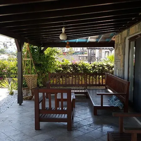 Villa Bodrum Ozel Havuzlu Mustakil Tripleks Gündoğan